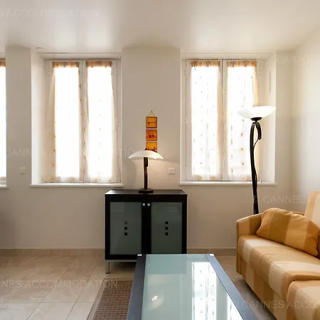 Apartment Lafontaine 2 *